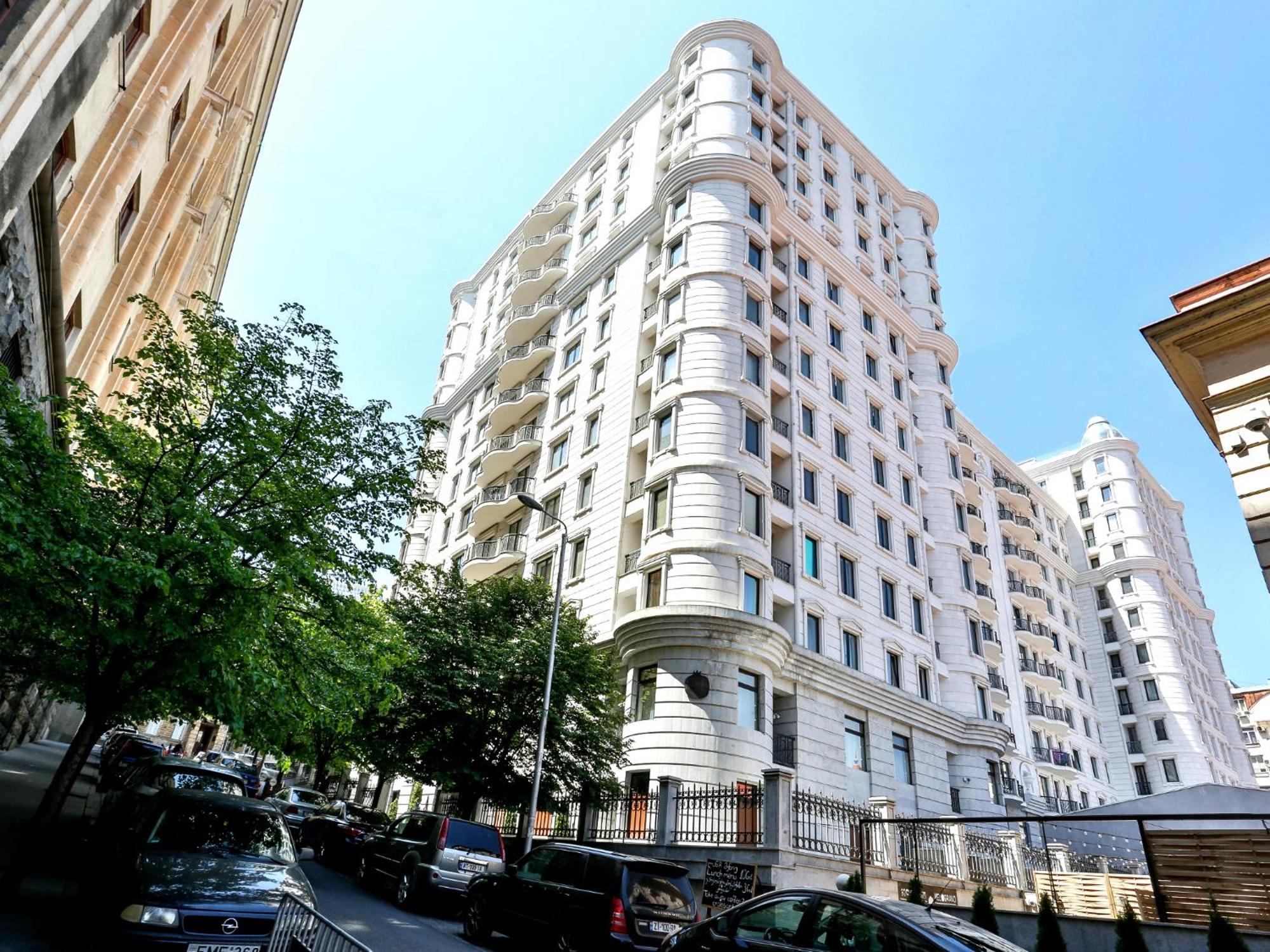 Serviced Apartment On Rustaveli Avenue 9 Τυφλίδα Εξωτερικό φωτογραφία