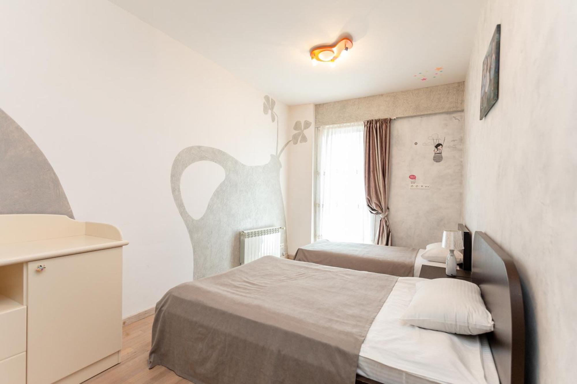 Serviced Apartment On Rustaveli Avenue 9 Τυφλίδα Εξωτερικό φωτογραφία